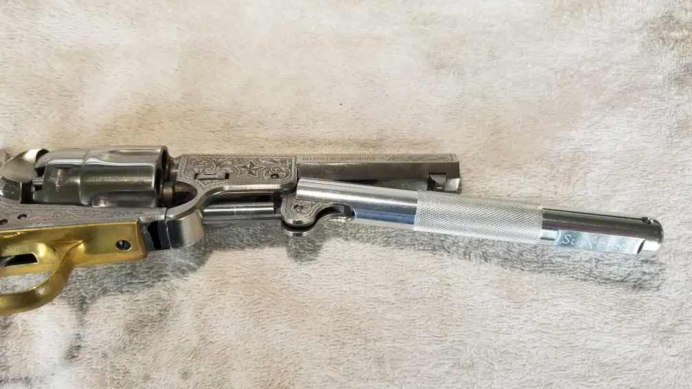 Slix-Hand use with an 1851 Snub Nose Revolver